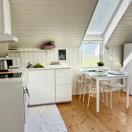 Fjord Road Apartment Hjelmeland Bagian luar foto
