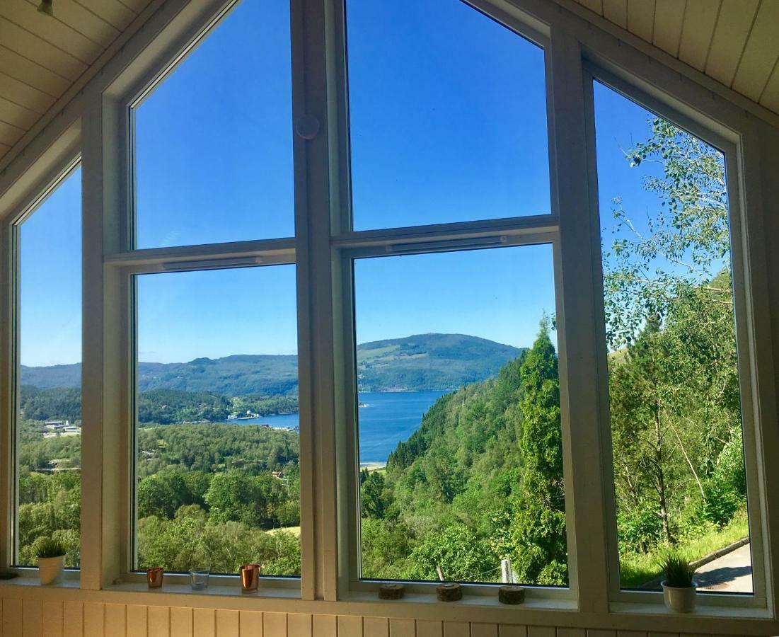 Fjord Road Apartment Hjelmeland Bagian luar foto